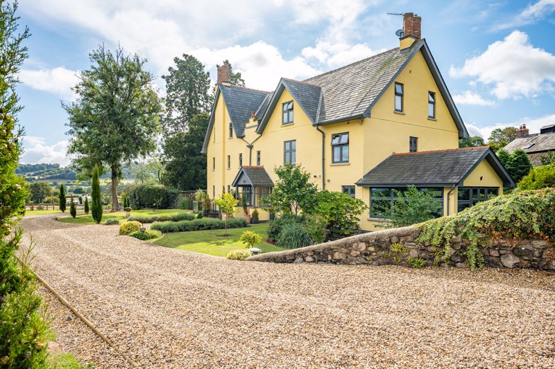 Front Elevation and Driveway- click for photo gallery